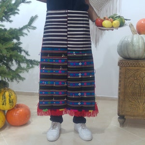 embroidered apron , vintage kilim apron , decorative apron , nomadic apron , apron for kitchen , half apron  , gift apron , antique apron