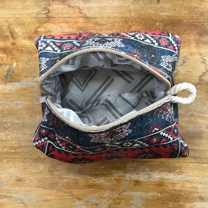 Bolsita hecha a mano, neceser de maquillaje kilim, organizador de viaje, bolso de viaje boho chic, bolso para joyas, bolso para accesorios, neceser para delineador de ojos, regalo para ella imagen 2