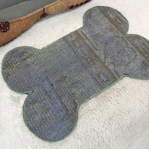 matplatsmatta för husdjur, blommönstermatta, handgjord matta, benformad hundmatta, verandamatta för katt, hundgåvor till henne, matplatsmatta för husdjur, PM 1526