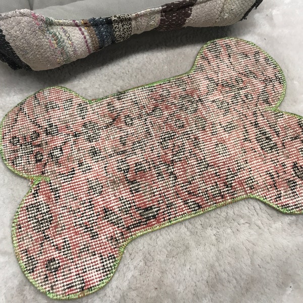 tapis de support de bol pour chien, tapis en forme d'os, tapis d'alimentation pour animaux de compagnie, tapis de chat d'intérieur, tapis pour animal de compagnie unique, cadeaux de papa de chien, tapis de chien pour la nourriture, tapis vintage, PM 1839