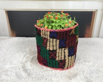 flower basket, plant basket, wall hanging basket, 6 inch planter, flower pot holder, basket planters, planter holder, flower hamper, PH 2733