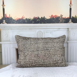 organic kilim cover, bohemian style pillow, couch lumbar pillow, 16x24 kilim pillow, wool bedding pillows, outdoor decor pillow, 2517