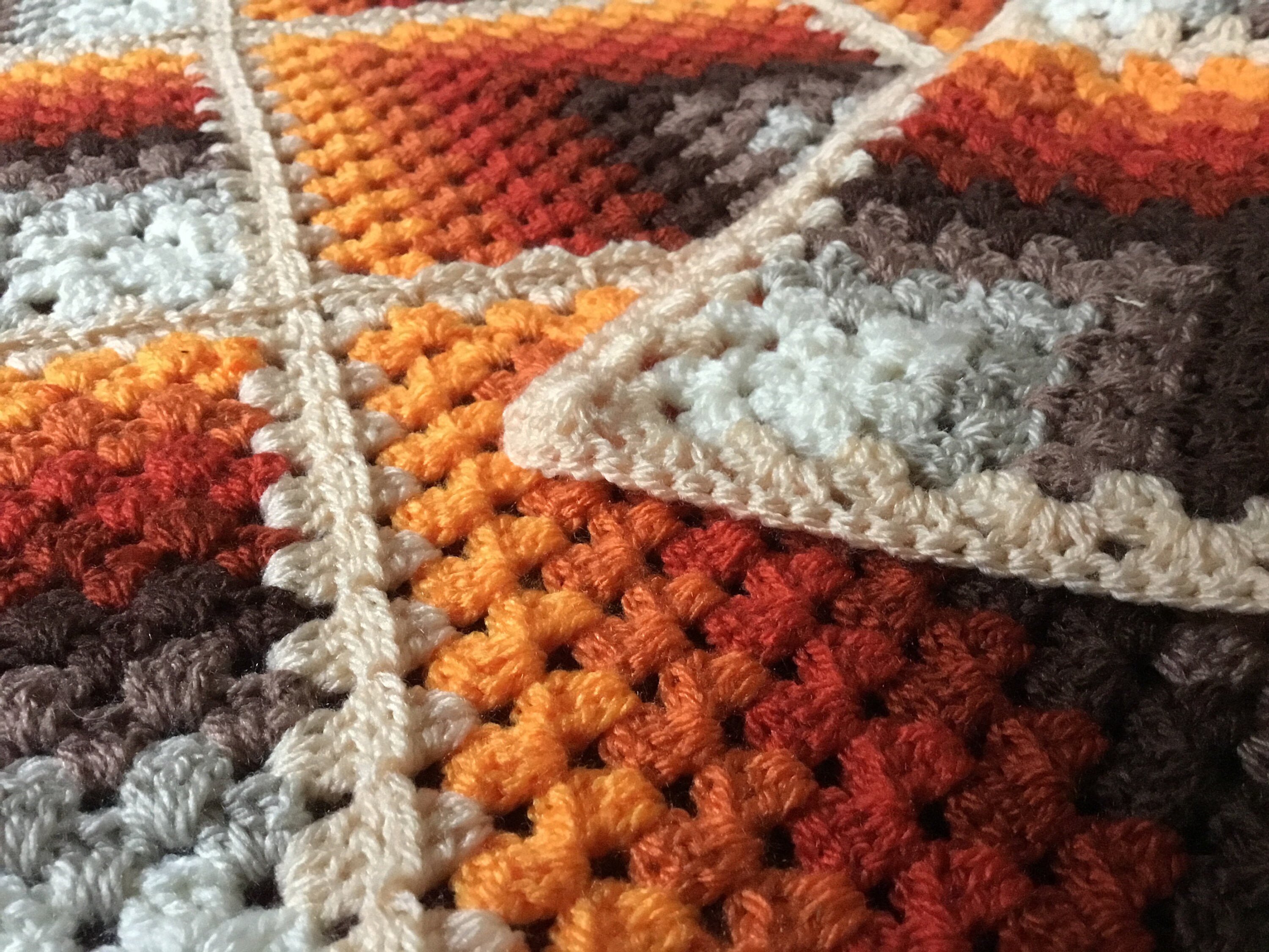 Optical Illusion Crochet Blanket / Throw Attic Windows Cushty Retro 60s