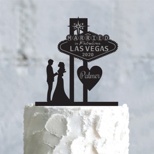 Vegas wedding custom bride and groom cake topper,vegas theme casino last name cake topper,vegas theme party custom cake topper wedding,a634