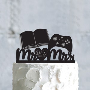Video gamer book themed wedding book lover gaming personalized cake topper,custom gamer wedding couple bookworm funny initials topper,a798