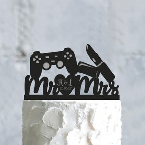 Video gamer wedding lipstick cake topper,gamer wedding makeup cake topper,video game wedding lipstick topper,nerd wedding cake topper,a895