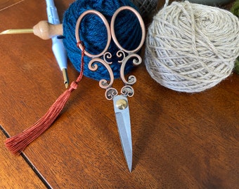 Antique-Style Sewing/Embroidery Scissors with Tassel