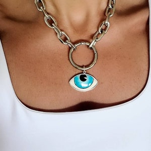 Chunky Chain Evil Eye Pendant Necklace
