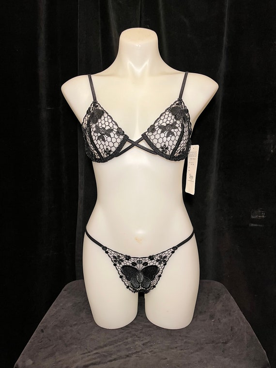 Vintage 90s Shirley of Hollywood black lace set