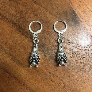 Hanging Bat Charm Hoop Earrings | In Ear and Clip Ons Available | Halloween, Vampire, Goth, Edgy, Grunge, Emo, Twilight, TVD, Alt Jewellery