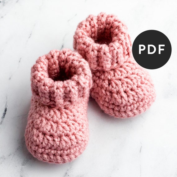 Crochet Baby Booties Pattern Cute Newborn Baby Shoes or Slippers