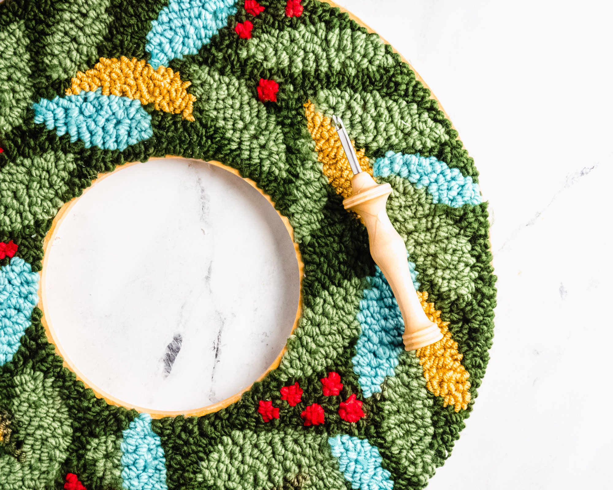 Punch Needle Embroidery Pattern for Christmas Holiday Wreath - Instant ...