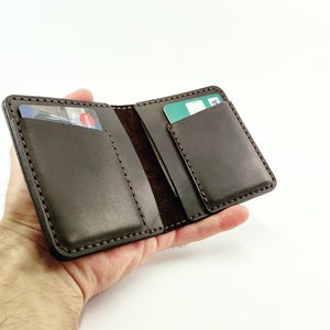 Portefeuille homme, portefeuille minimaliste, cadeau garçons d&#39;honneur, portefeuille à deux volets, portefeuille en cuir fait main, portefeuille personnalisé