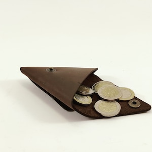 Porte-monnaie triangulaire Portefeuille en cuir marron Porte-monnaie en cuir Porte-monnaie en cuir Porte-monnaie en cuir, Pochette en cuir Porte-monnaie en cuir