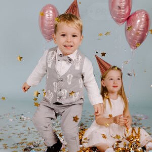 Premium Party Confetti Cannon Gold Includes Streamer Cannons and Star Confetti Poppers For Birthday, Graduation, New Years Eve image 5