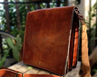 Bolso bandolera de piel auténtica de grano liso