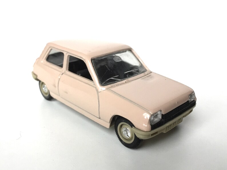 Voiture Miniature Renault 5 Beige Rosé 1972 Norev - Échelle 1/43 - Occasion
