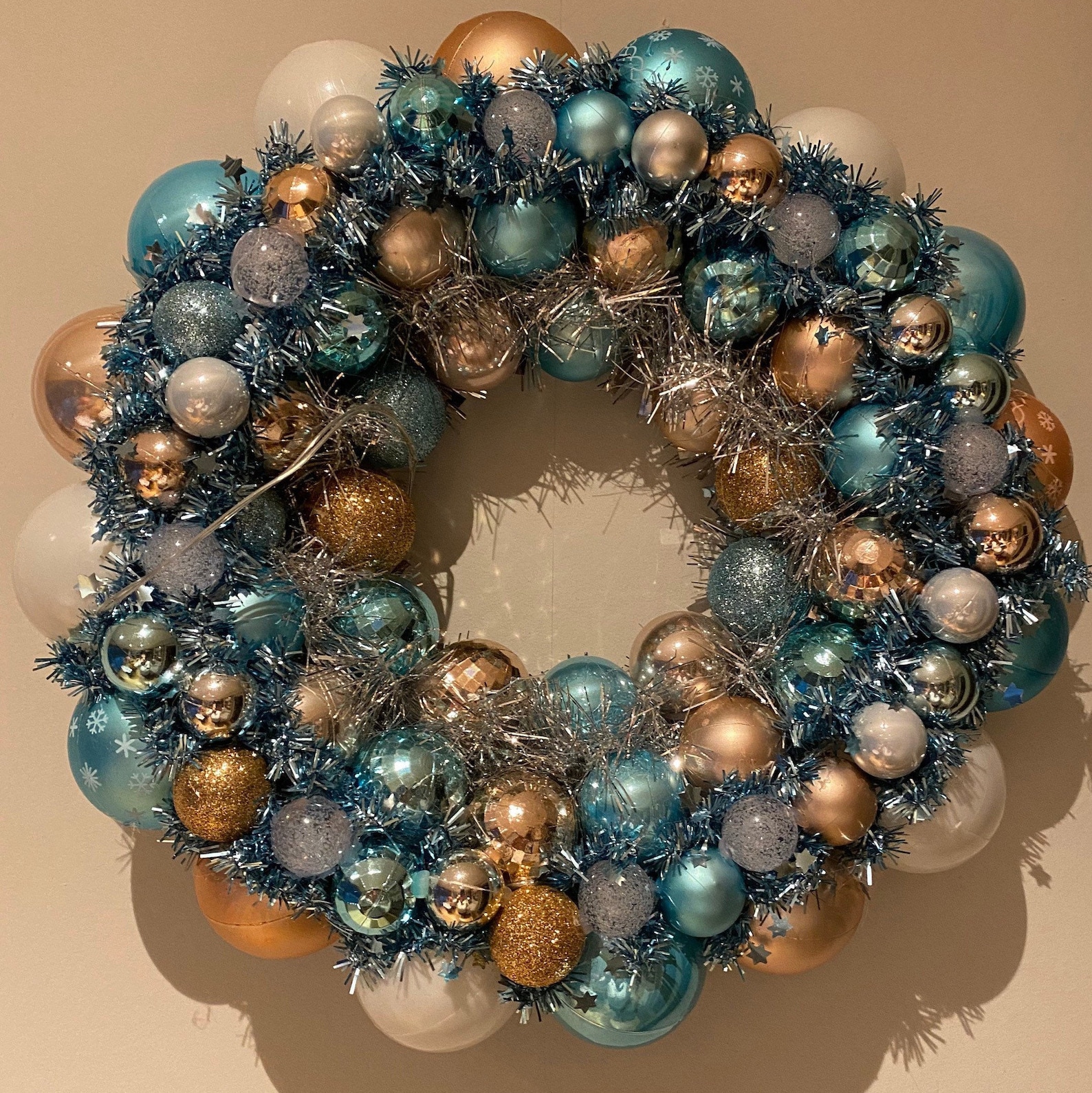 Christmas Bauble Wreath with lights Etsy