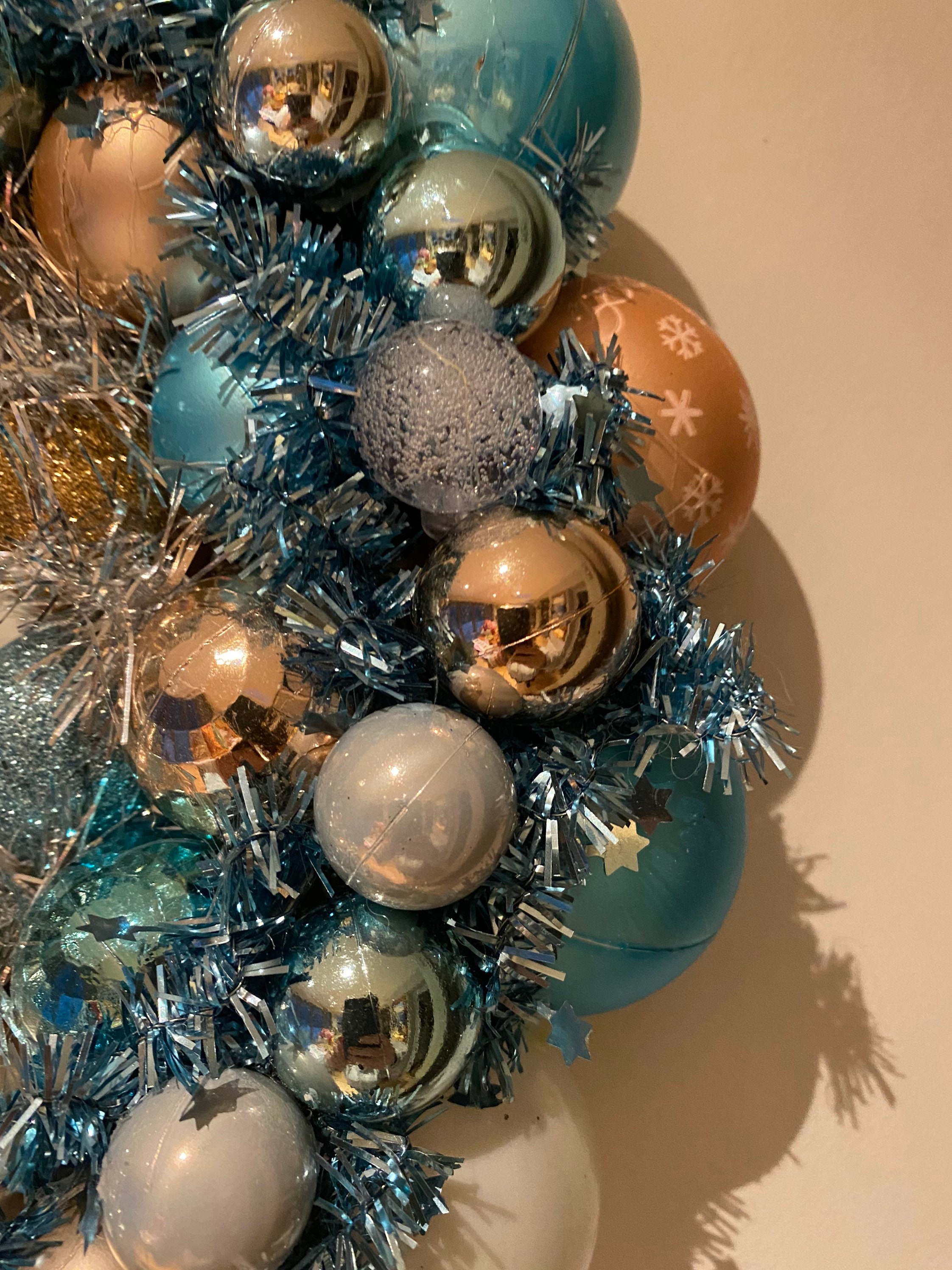 Christmas Bauble Wreath with lights Etsy