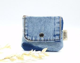 Portefeuille en denim, portefeuille à fermeture éclair, portefeuille recyclé, portefeuille upcyclé, portefeuille upcycling, sac à main pour femme, pochette en jean, sac à main en denim