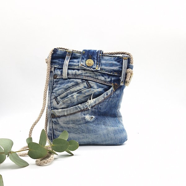 Upcycled Jeans Handytasche, Upcycling Jeanstasche, Jeanstasche, Tasche um das Handy zu tragen, Handy Crossbody, Smartphone Tasche