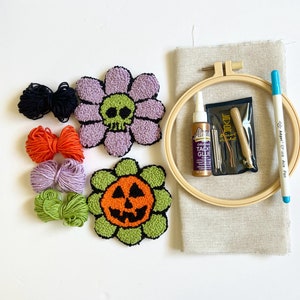 Retro Halloween Mug Rug Punch needle kit, Halloween DIY Coaster Craft Gift Set, Adult Craft Kit, Halloween Needle Mascot Punching Craft Set