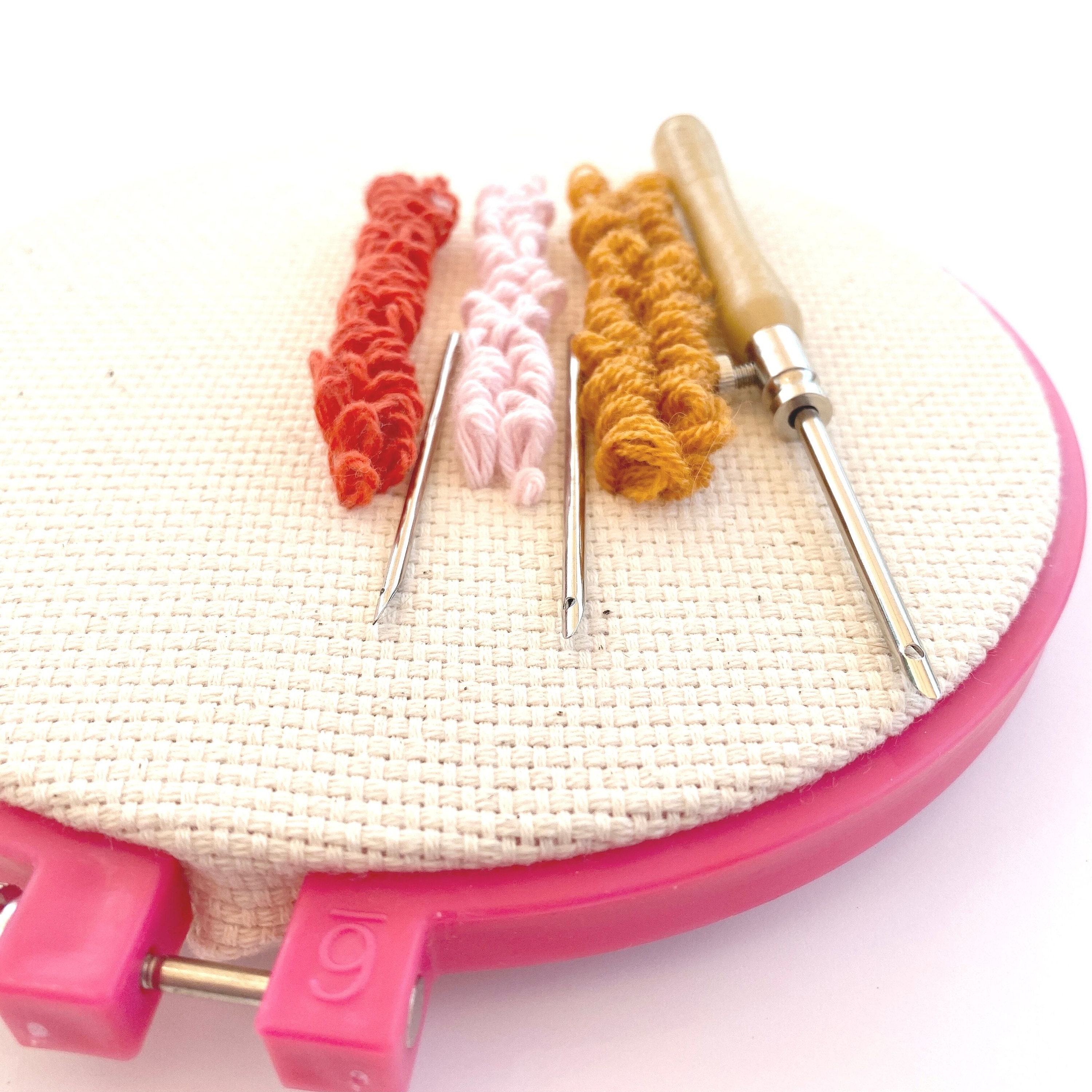 How to thread the Lavor punch needle embroidery tool on Vimeo