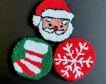 Punch Needle Mug Rug Coaster Kit | Christmas Holiday Craft Gift Set DIY Craft Party Kit Tufted Ornament, Handmade Wall Art Bauble