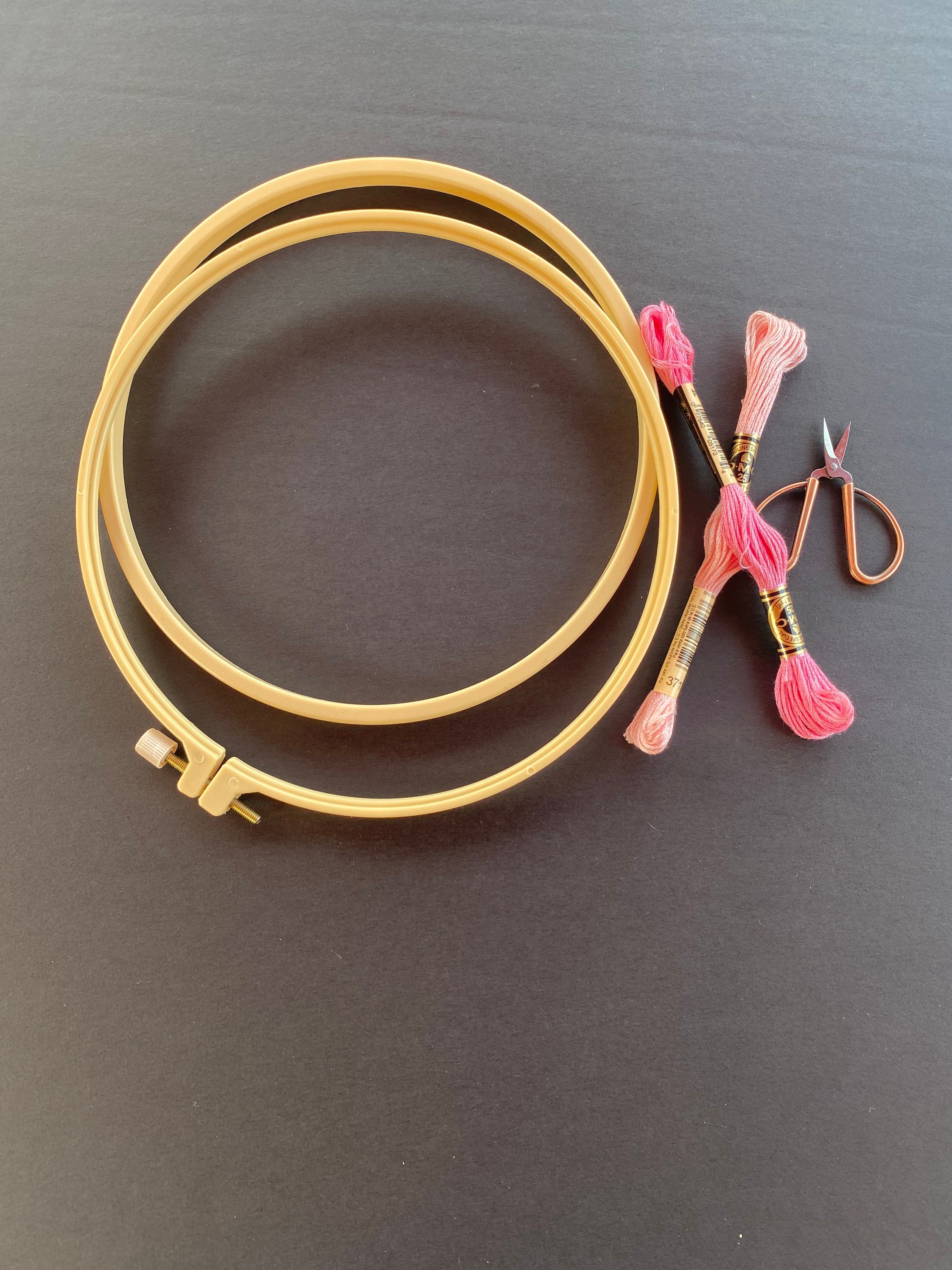 Noslip Embroidery Hoop, 8inch Gripper Frame for Cross Stitch, Punch