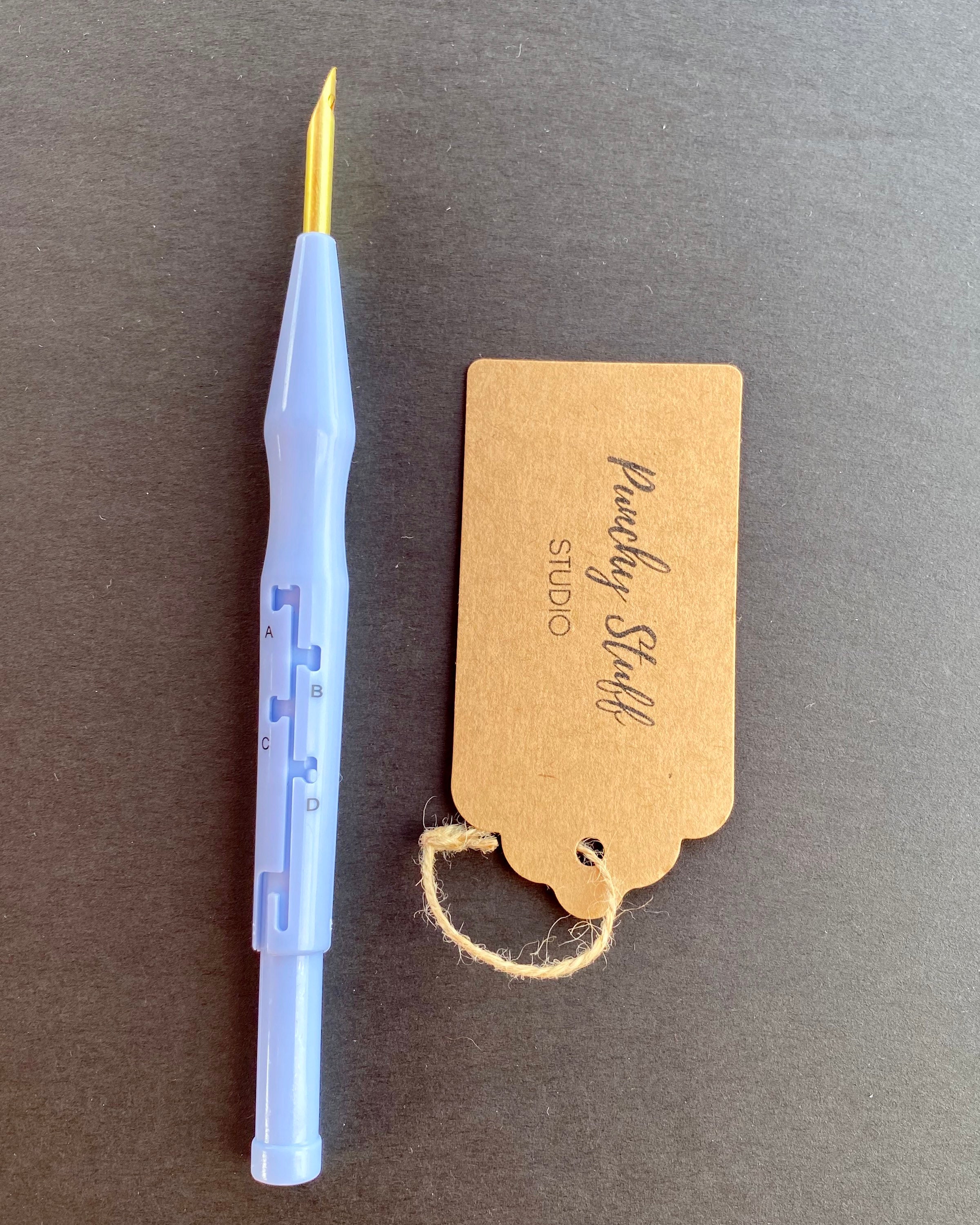 Adjustable Punch Needle Beginner Rug Punch Tool Pink or Blue Needle