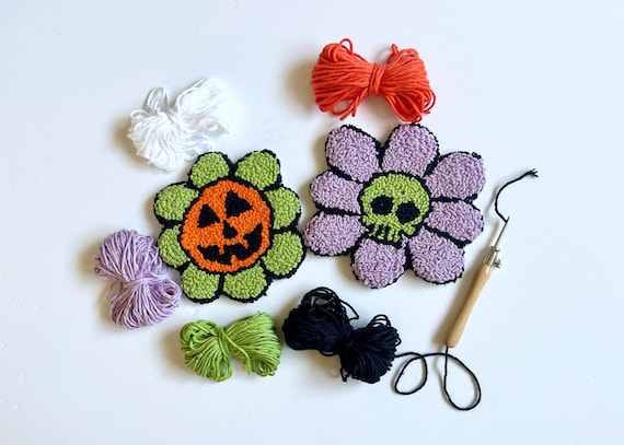 Retro Halloween Mug Rug Punch needle kit, Halloween DIY Coaster Craft Gift Set, Adult Craft Kit, Halloween Needle Mascot Punching Craft Set