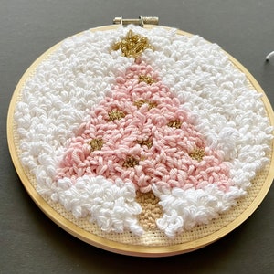 Christmas Punch Needle Embroidery Gift Kit, Pink Tree Wall Art Rug Hooking Set image 4