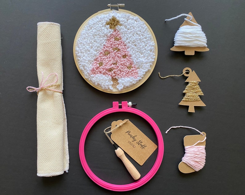 Christmas Punch Needle Embroidery Gift Kit, Pink Tree Wall Art Rug Hooking Set immagine 2