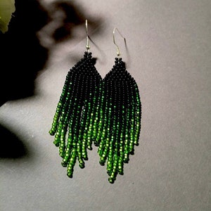 bead earrings, black green short earrings, fringe earrings, boho earring, seed bead earrings, handmade earrings