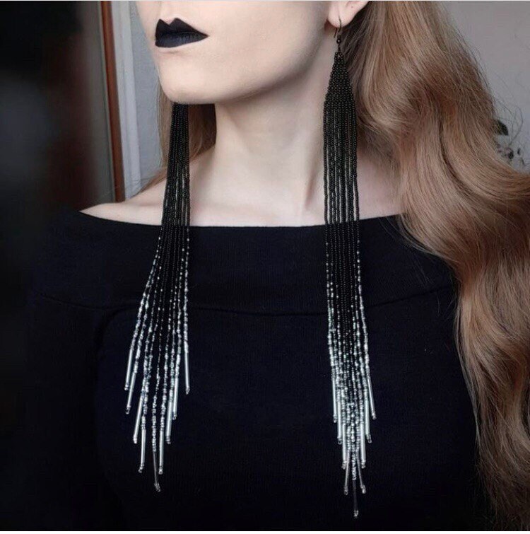 [韓国の人気ジュエリー] 925 silver. Black beans earring Black gray silver long seed bead fringe earrings Boho dangle