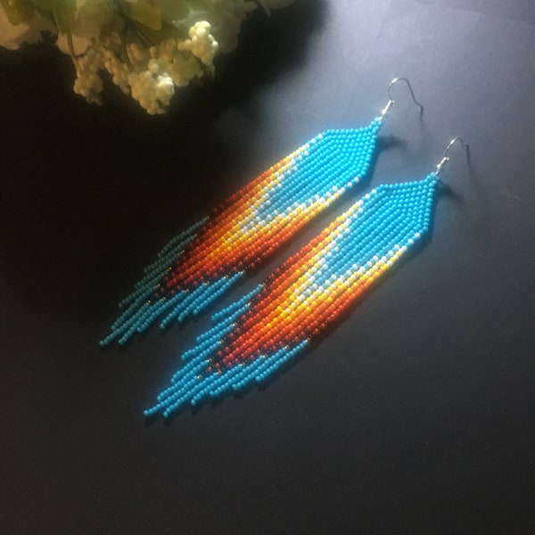 türkis blauen Fransen Perlen Ohrringe.  türkis blau orange rot weiß kawaii Ohrringe. lange fransen perlen ohrring in regenbogen farben