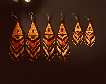 black orange fringe bead earrings , black orange long bead earrings.  beaded peacock fringe earrings. autumn earrings