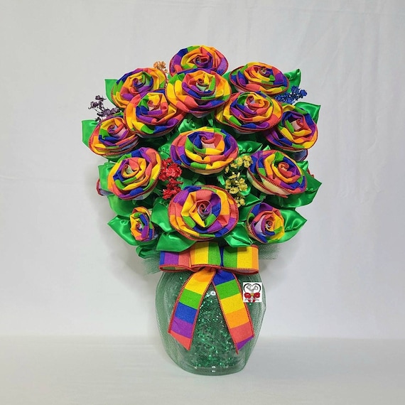 The Happy Dried Flower Bouquet Colourful Rainbow Bouquet for Home Decor,  Boho Housewarming Gift, LQBTQ Pride, Brightly Home Decor -  Norway