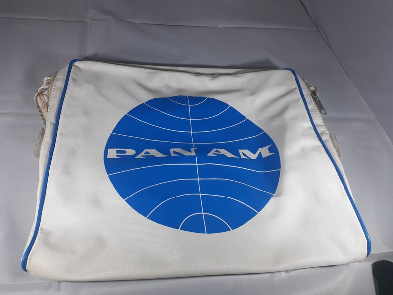 Vintage 1960/'s White Pan Am Travel bag