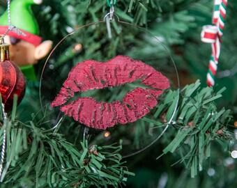 Vintage Glass Christmas Ornament Santa Claus and Mrs Claus Kissing Hand Painted Glass Ornament Hand Made Ornament Lot 721 Free Ship