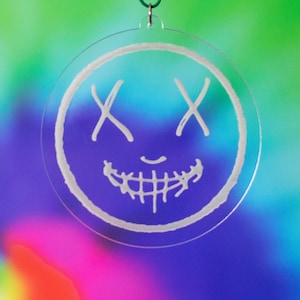 Beseitigen Sie Smiley Face Emoji Ornament