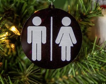 Placa de banheiro "Ele/Ela" pintada à mão - Enfeite de árvore de Natal