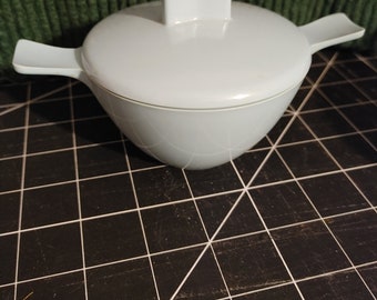 Melmac Sugar Bowl with lid