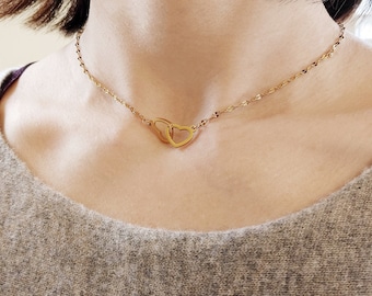 Interlocking Hearts Necklace | Dainty Gold Silver Stainless Steel Double Heart Pendant | Minimalist Necklace | Mom Daughter Sister Gift