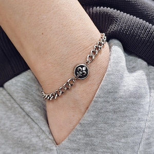 Stainless Steel Fleur-de-lis Bracelet | Custom Engraved Name Charm | Silver Curb Chain Wristband | Personalized French Symbol Jewelry Gift
