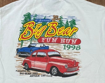 Vintage 1990er Jahre Big Bear California Antique Car Club Fun Run Hot Rod Graphic White Pocket T-Shirt Größe XL