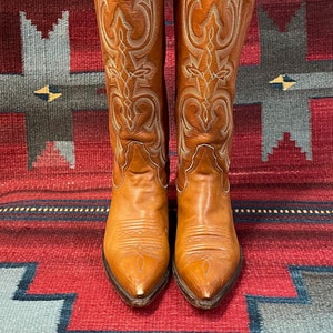 Vintage Larry Mahan El Paso Natural Tan Leather Point toe Cowboy western boots Larry Mahan El Paso Leather Cowboy Western Boot Men 7 Women  main image 4