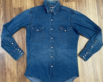 Vintage Wrangler Blue Denim Distressed Broken-in Pearl Snap Button