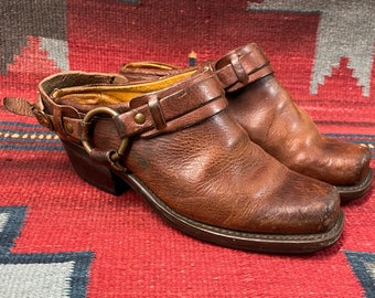 frye harness clogs