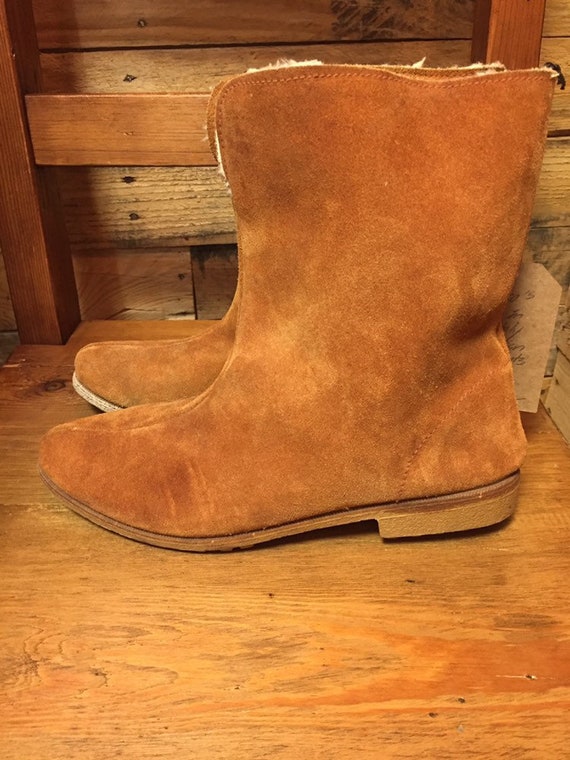 1960’s Ladies Mod Suede Shearling ankle boots
